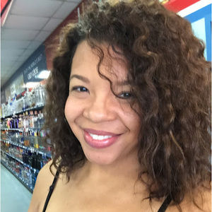 Meet your Posher, Tiffany